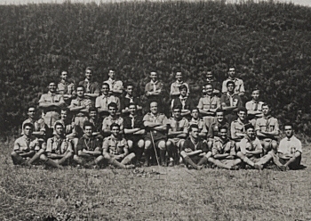 dontas07c.jpg (67225 bytes)