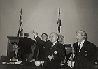 thumb_dontas02c.jpg (12745 bytes)